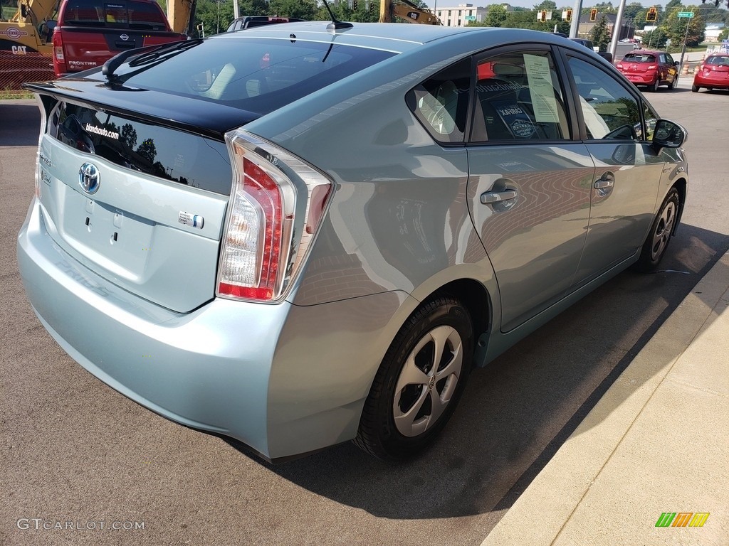 2015 Prius Three Hybrid - Sea Glass Pearl / Misty Gray photo #36