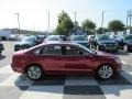Fortana Red Metallic - Passat SE Photo No. 3