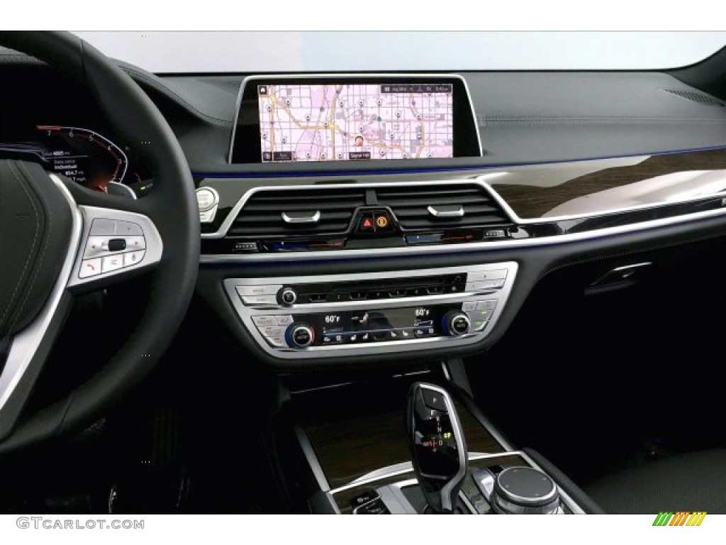 2020 7 Series 740i Sedan - Black Sapphire Metallic / Black photo #5