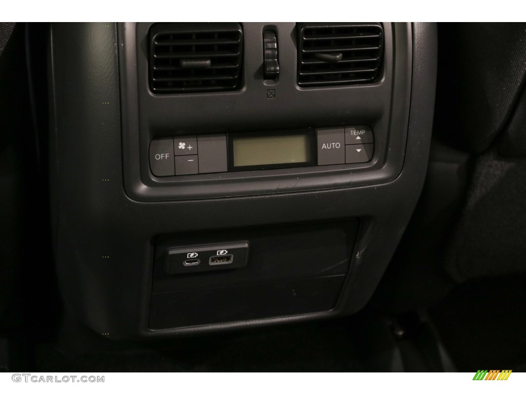 2019 Pathfinder SV 4x4 - Gun Metallic / Charcoal photo #27