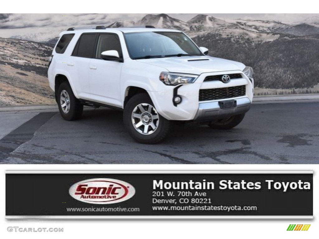 2016 4Runner Trail 4x4 - Super White / Black photo #1