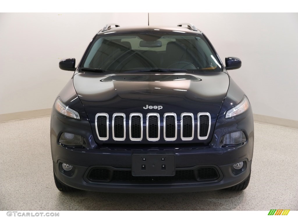 2016 Cherokee Latitude 4x4 - True Blue Pearl / Black photo #2