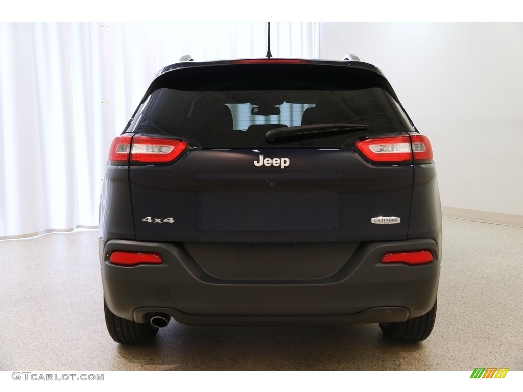 2016 Cherokee Latitude 4x4 - True Blue Pearl / Black photo #22
