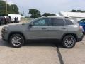 Sting-Gray - Cherokee Latitude Plus 4x4 Photo No. 6