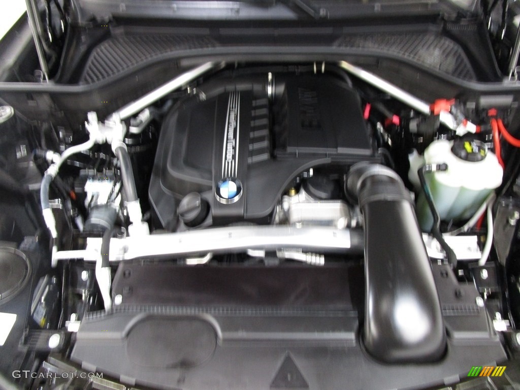2019 X6 sDrive35i - Jet Black / Black photo #30