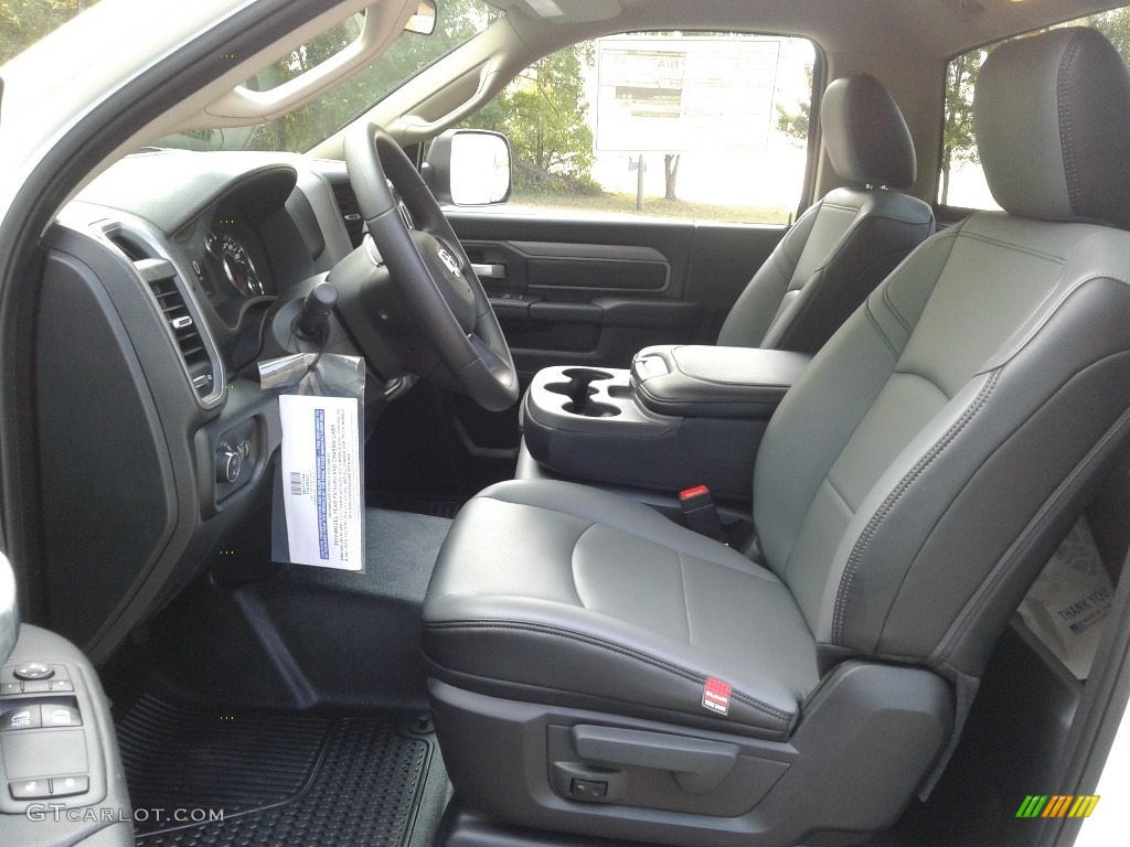 2019 Ram 5500 Tradesman Regular Cab Chassis Front Seat Photos