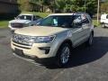 2018 Platinum Dune Ford Explorer XLT 4WD  photo #2