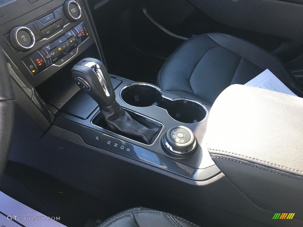 2018 Explorer XLT 4WD - Platinum Dune / Medium Stone photo #26