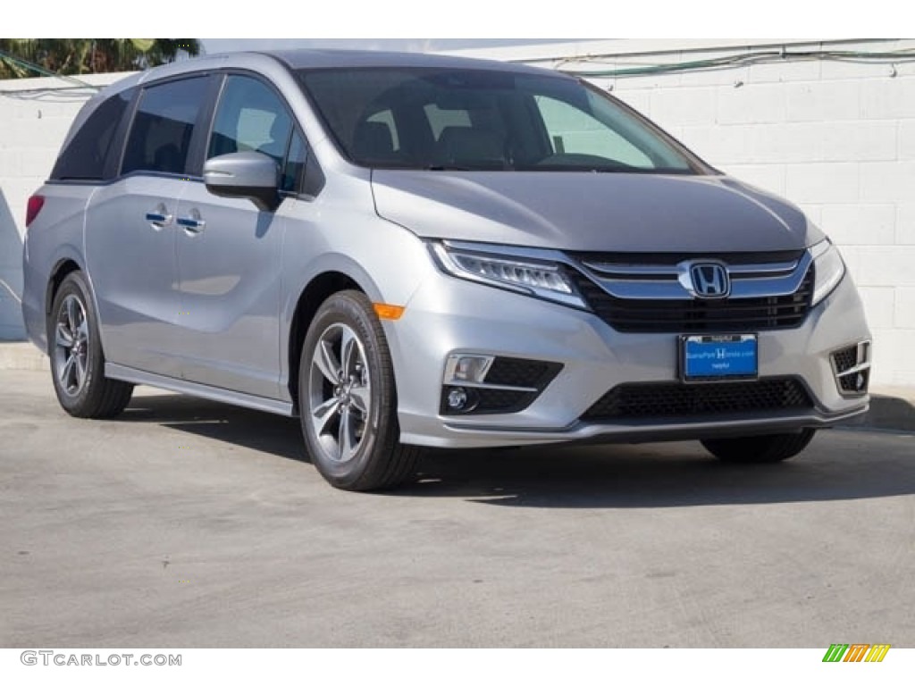 Lunar Silver Metallic 2020 Honda Odyssey Touring Exterior Photo #135203633