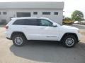 2020 Bright White Jeep Grand Cherokee Laredo 4x4  photo #6