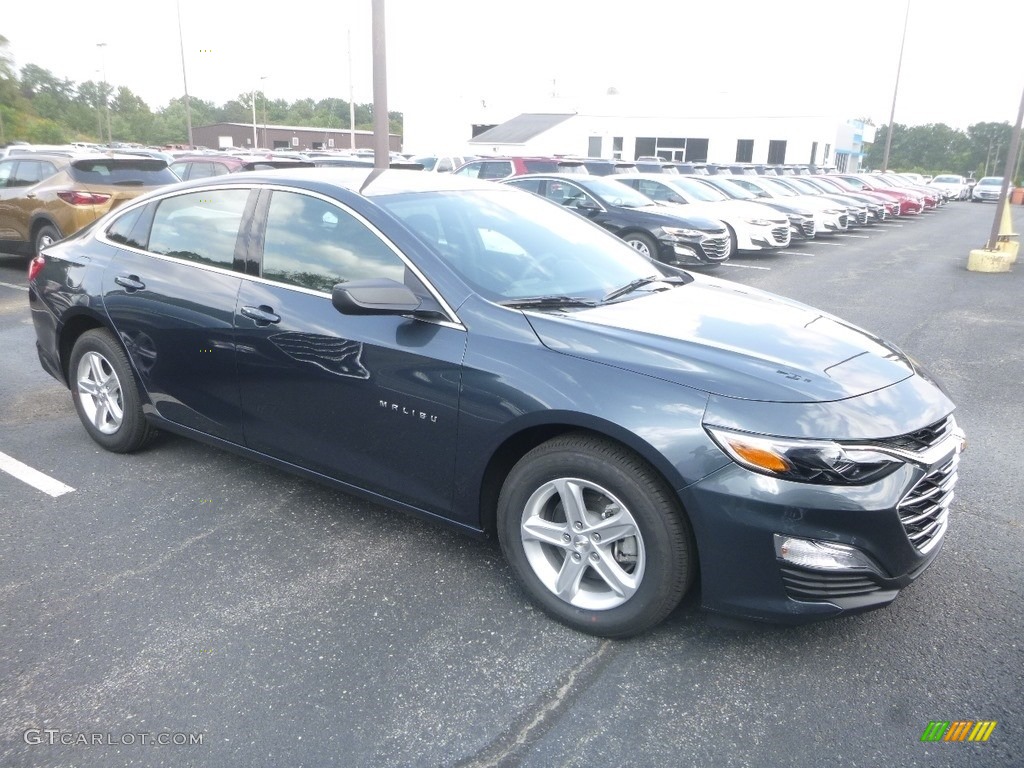 Shadow Gray Metallic 2020 Chevrolet Malibu LS Exterior Photo #135208172