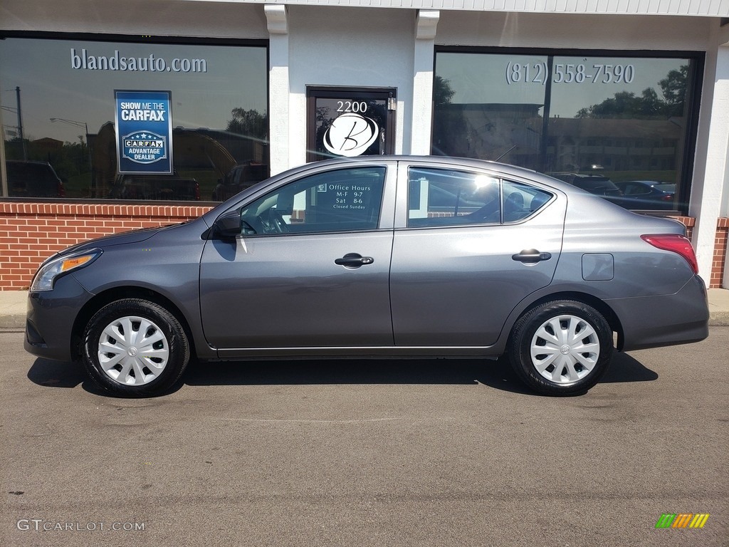 2019 Versa S - Gun Metallic / Charcoal photo #1