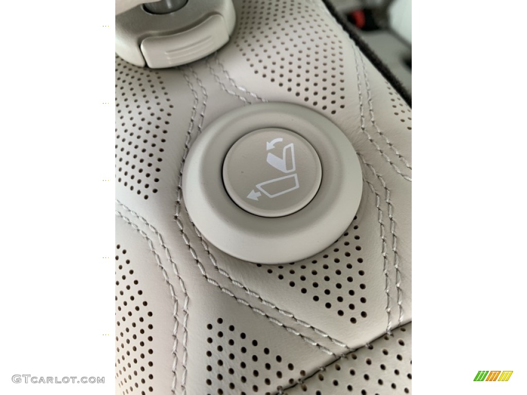 2020 Hyundai Palisade Limited AWD Controls Photo #135221636