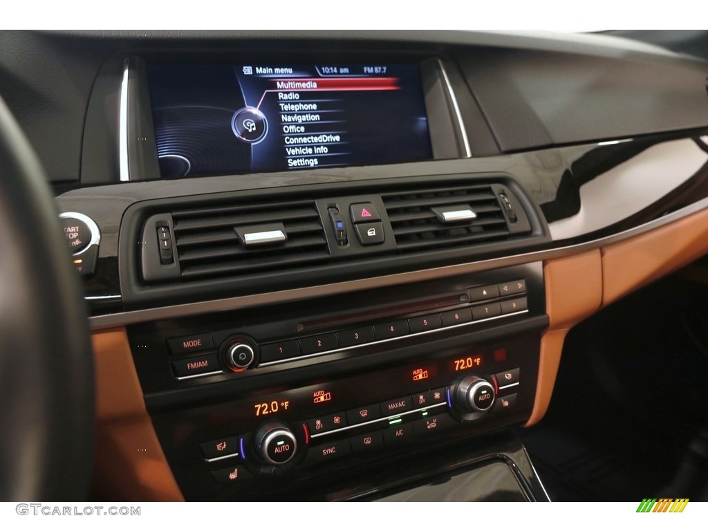 2016 BMW 5 Series 535i xDrive Sedan Controls Photos