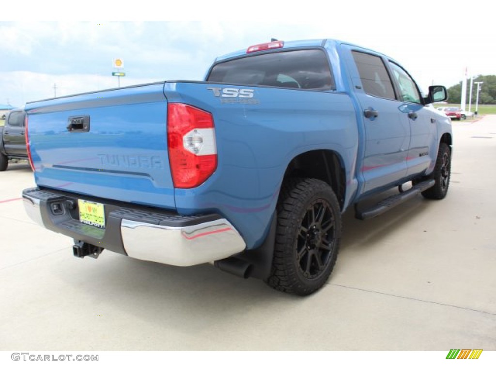 2020 Tundra TSS Off Road CrewMax - Cavalry Blue / Black photo #8