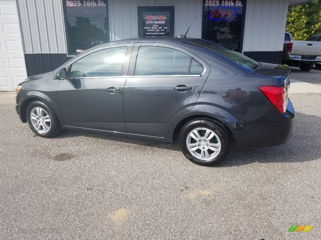 2014 Sonic LT Sedan - Ashen Gray Metallic / Jet Black/Dark Titanium photo #2