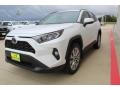 Super White - RAV4 XLE Photo No. 3