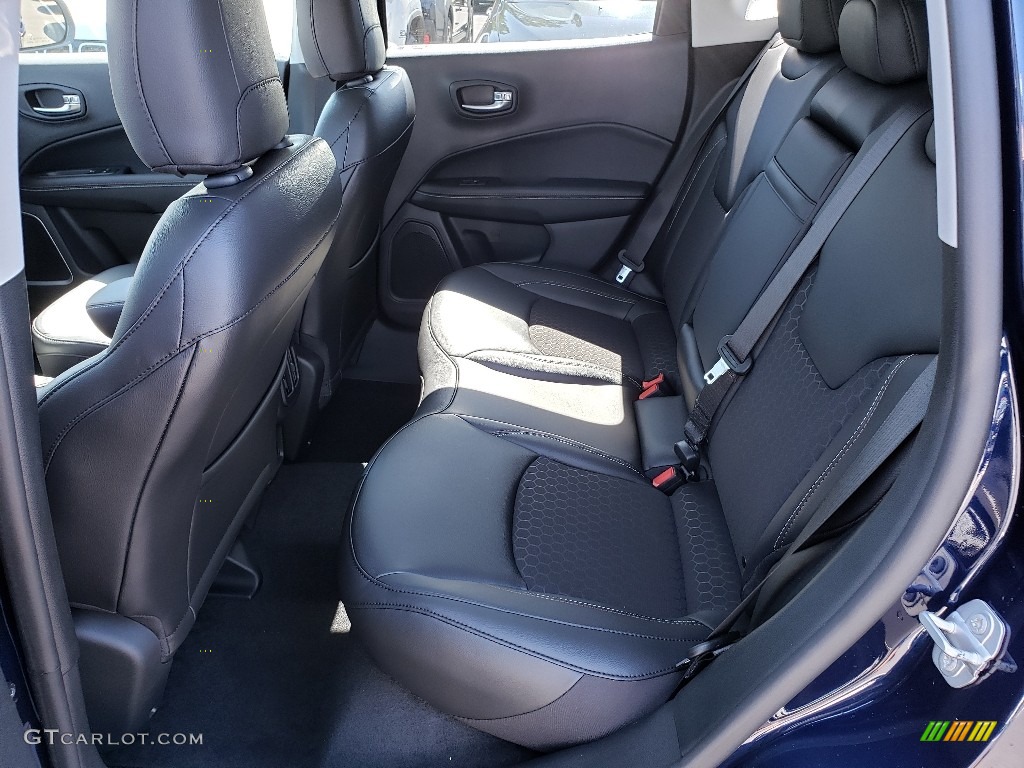 2020 Compass Latitude 4x4 - Jazz Blue Pearl / Black photo #6