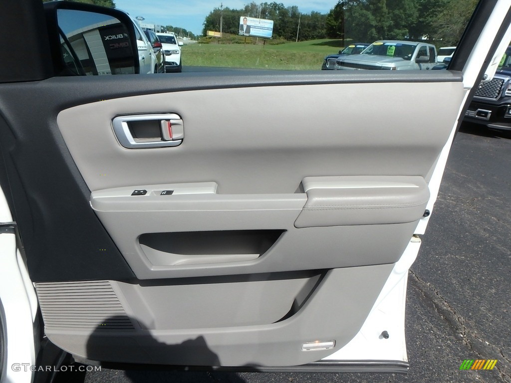 2013 Pilot EX-L 4WD - Taffeta White / Gray photo #6