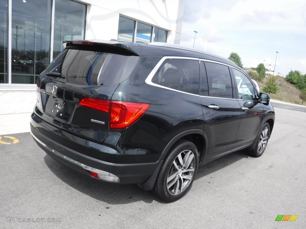 2016 Pilot Touring - Black Forest Pearl / Beige photo #9