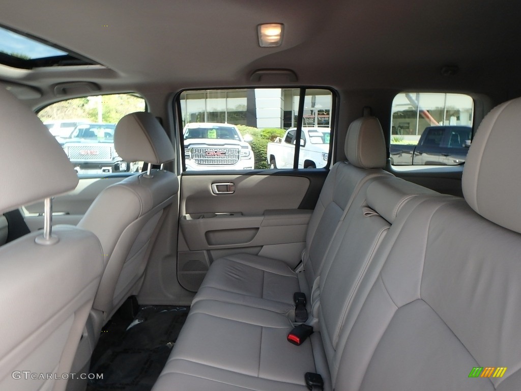 2013 Pilot EX-L 4WD - Taffeta White / Gray photo #18