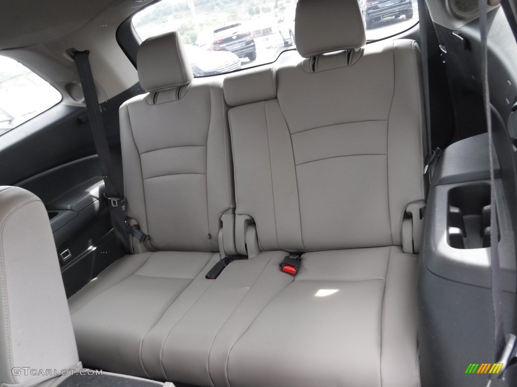 2016 Pilot Touring - Black Forest Pearl / Beige photo #26