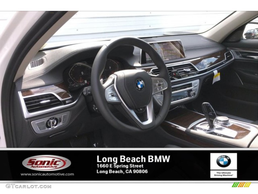 2020 7 Series 740i Sedan - Alpine White / Black photo #4