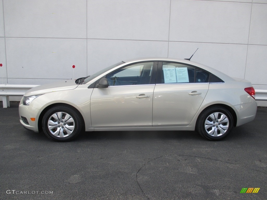 2012 Cruze LS - Gold Mist Metallic / Jet Black/Medium Titanium photo #2