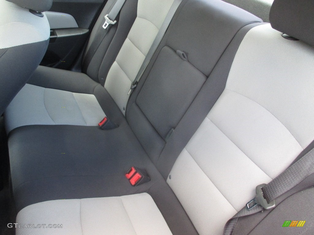 2012 Cruze LS - Gold Mist Metallic / Jet Black/Medium Titanium photo #12