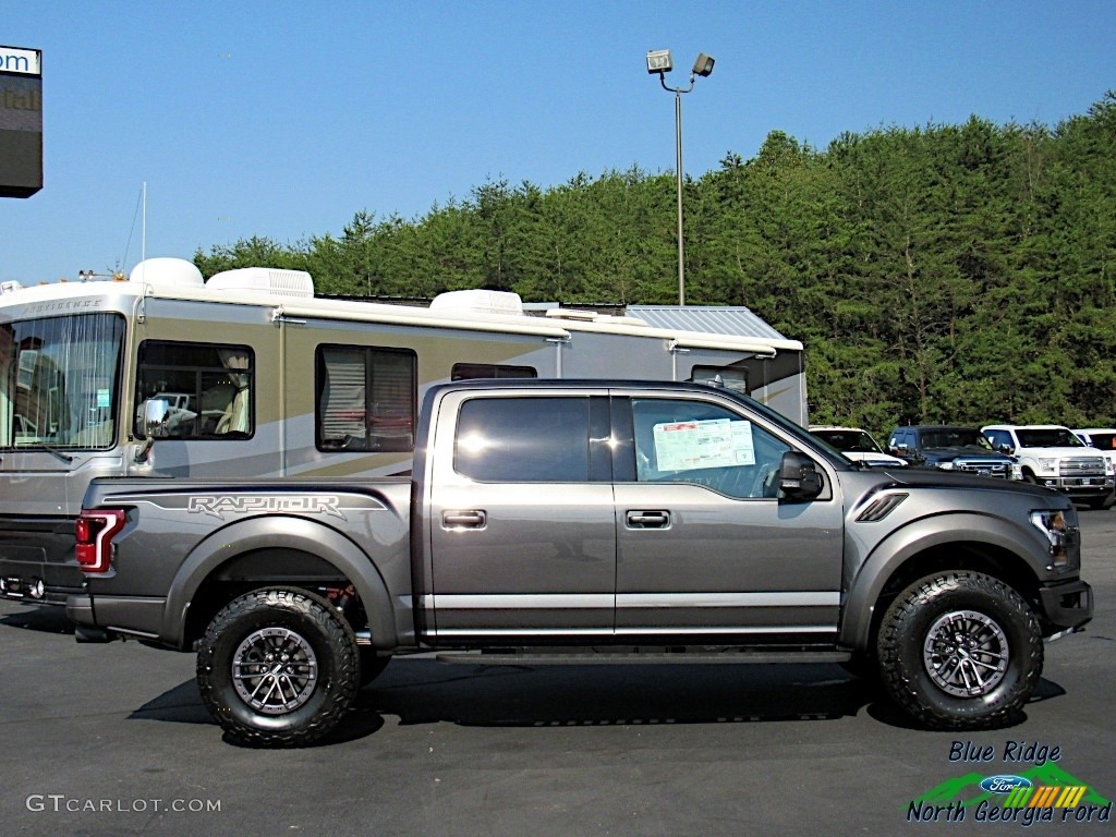 2019 F150 SVT Raptor SuperCrew 4x4 - Magnetic / Raptor Black photo #6