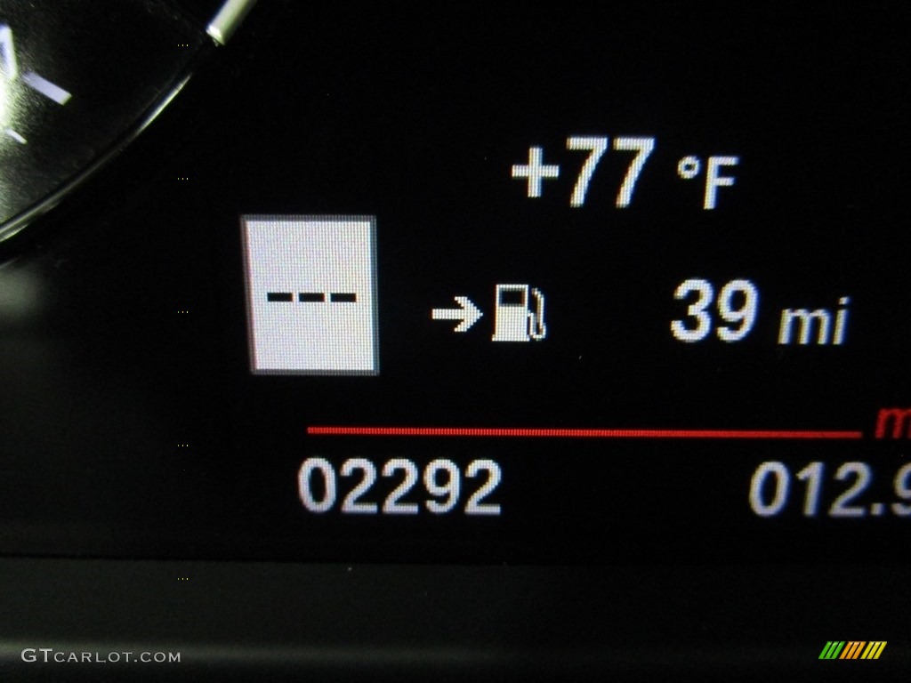 2019 X1 sDrive28i - Jet Black / Black photo #23