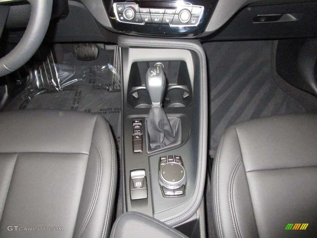 2019 X1 sDrive28i - Jet Black / Black photo #27