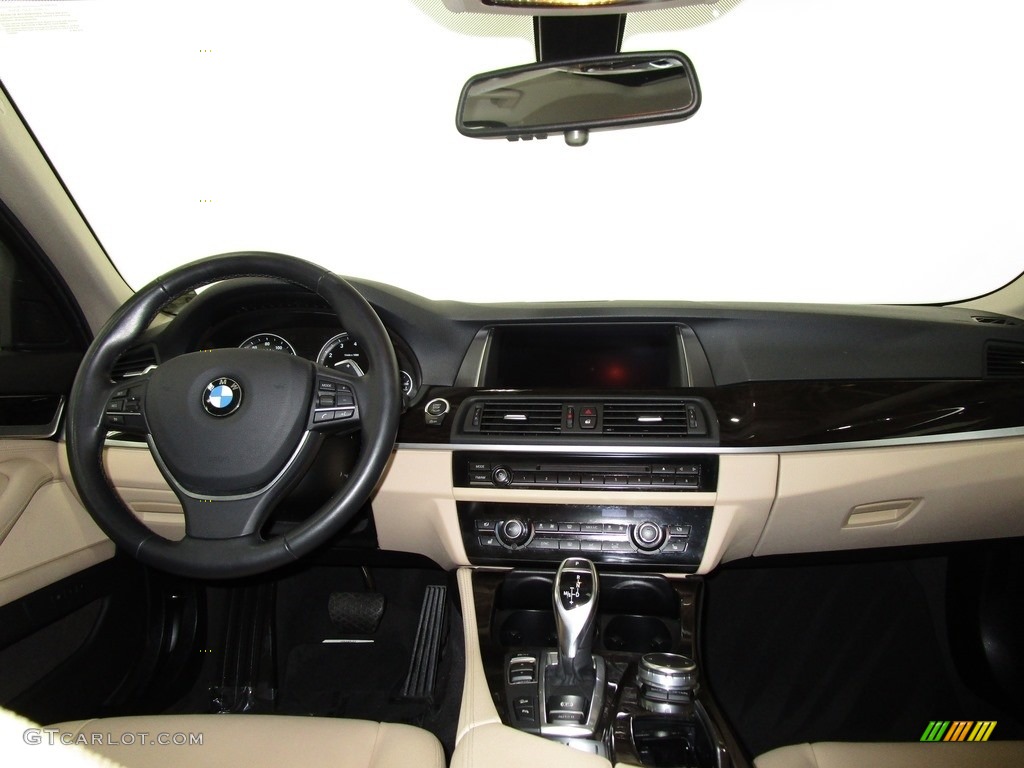 2016 5 Series 528i xDrive Sedan - Mediterranean Blue Metallic / Venetian Beige/Black photo #22