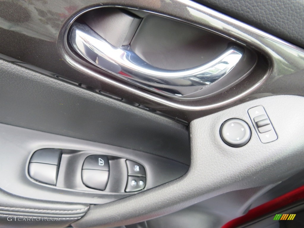 2019 Rogue SV AWD - Scarlet Ember / Charcoal photo #18