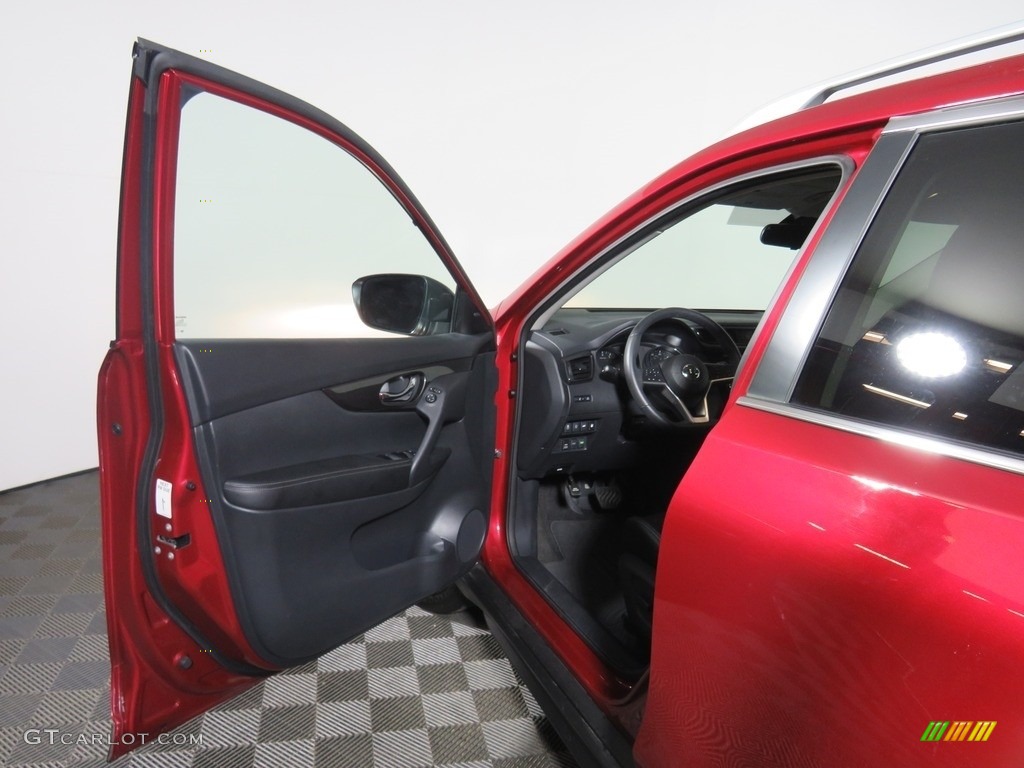 2019 Rogue SV AWD - Scarlet Ember / Charcoal photo #29