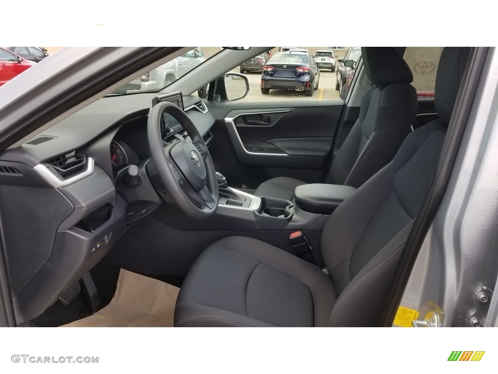 2019 RAV4 LE - Silver Sky Metallic / Black photo #2