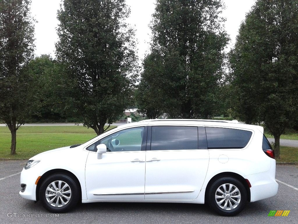 2018 Pacifica Touring L - Bright White / Black/Alloy photo #1