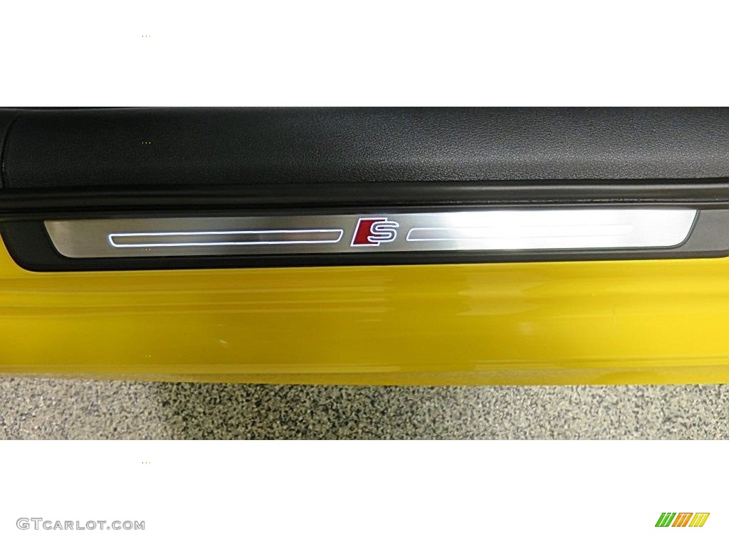2018 Audi S3 2.0T Tech Premium Plus Marks and Logos Photo #135256067