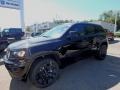 Diamond Black Crystal Pearl - Grand Cherokee Altitude 4x4 Photo No. 1