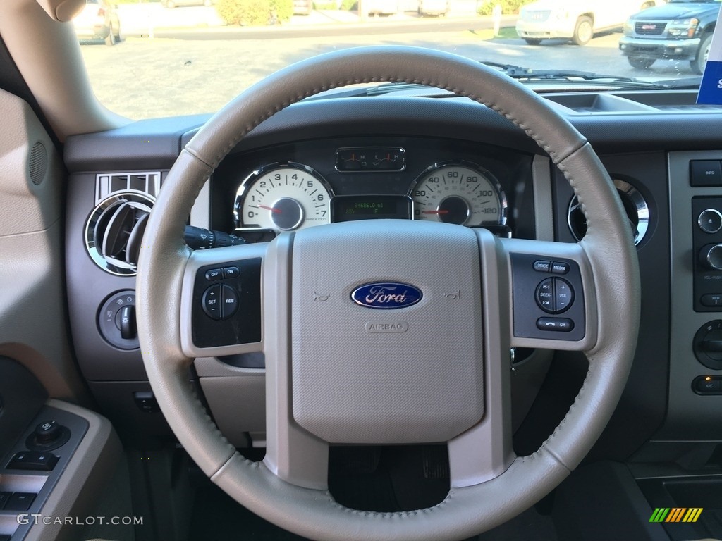 2013 Expedition XLT 4x4 - Ruby Red / Stone photo #16