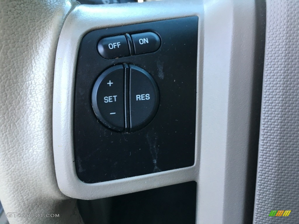 2013 Expedition XLT 4x4 - Ruby Red / Stone photo #18