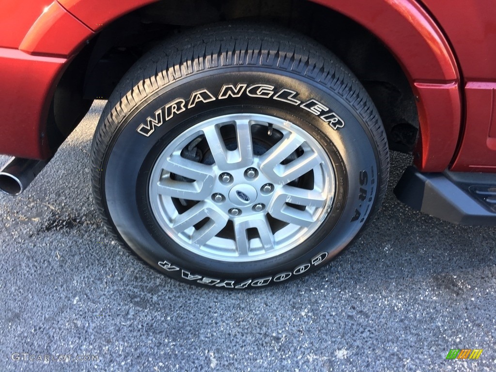 2013 Expedition XLT 4x4 - Ruby Red / Stone photo #35