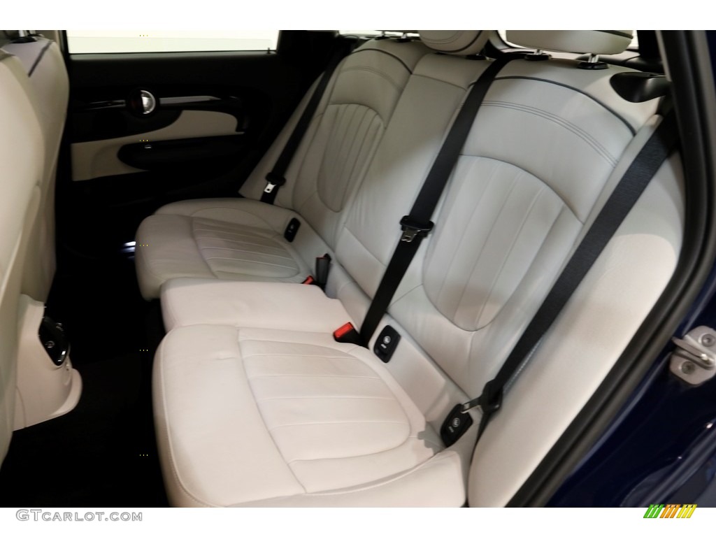 2017 Mini Clubman Cooper S ALL4 Rear Seat Photos