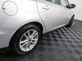 Ingot Silver - Focus SE Sedan Photo No. 16