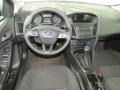 Ingot Silver - Focus SE Sedan Photo No. 24