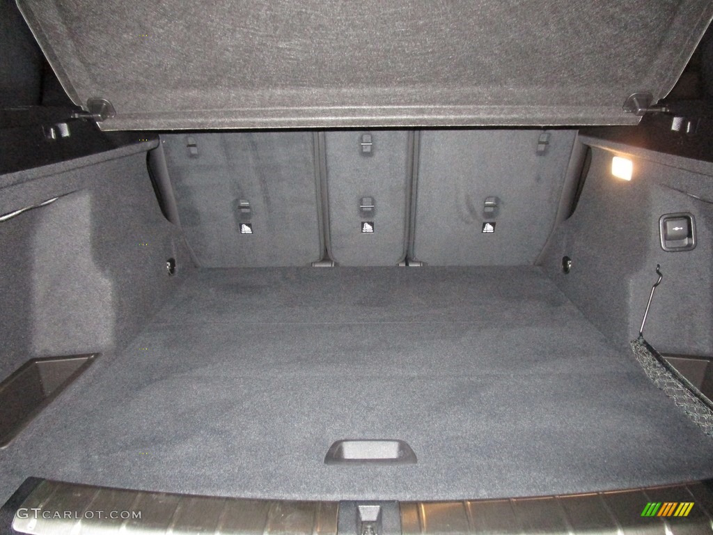 2019 X1 xDrive28i - Jet Black / Black photo #21