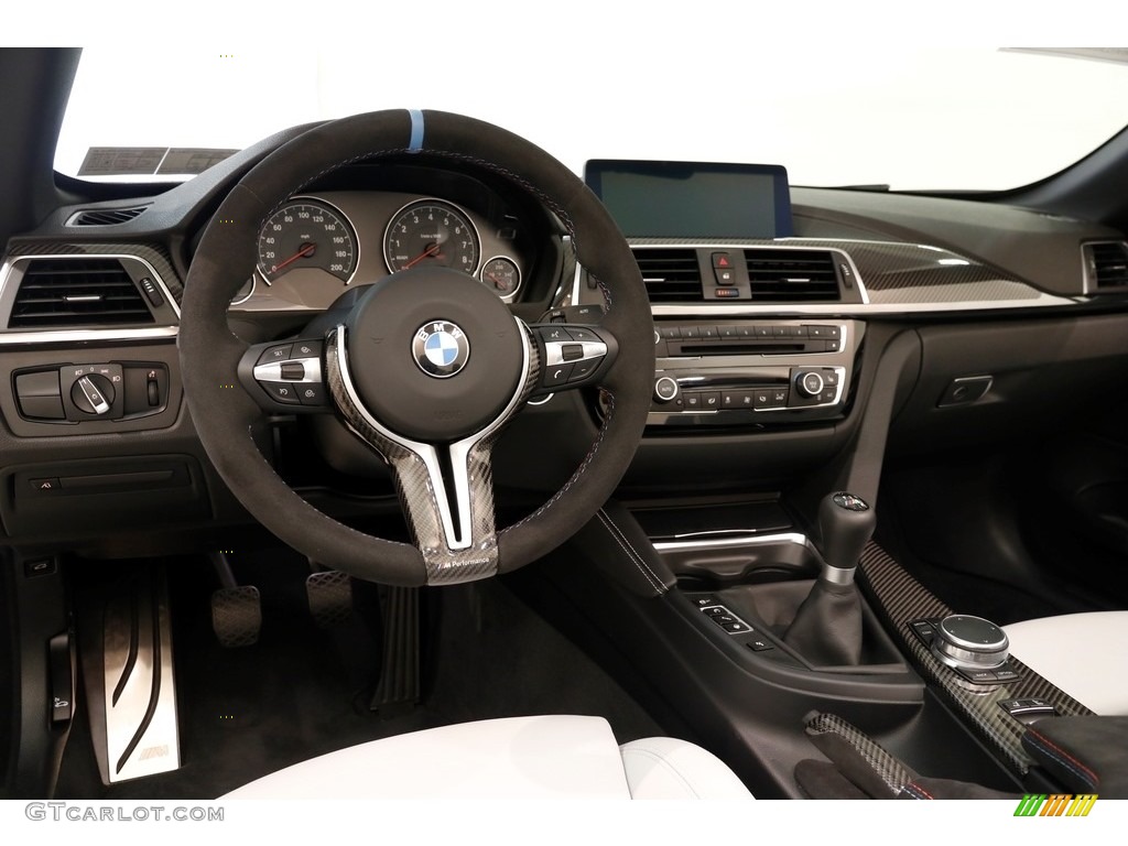 2018 BMW M4 Convertible Silverstone Dashboard Photo #135269223