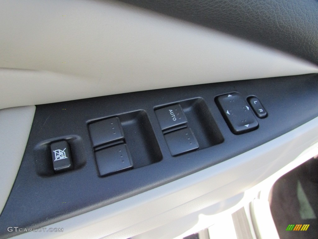 2011 CX-7 s Touring AWD - Crystal White Pearl Mica / Sand photo #15