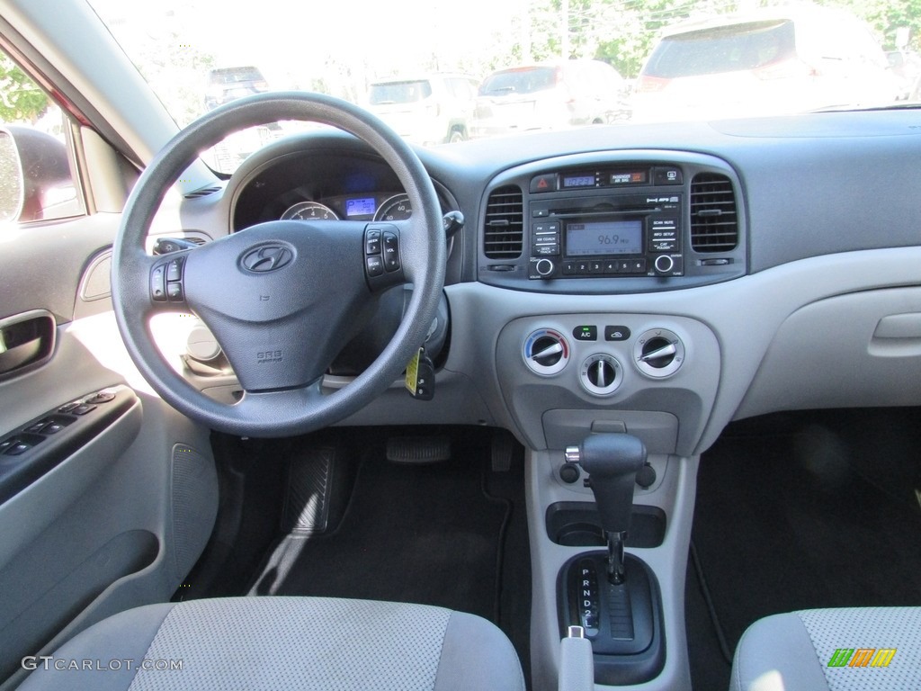 2010 Accent GLS 4 Door - Wine Red / Gray photo #11