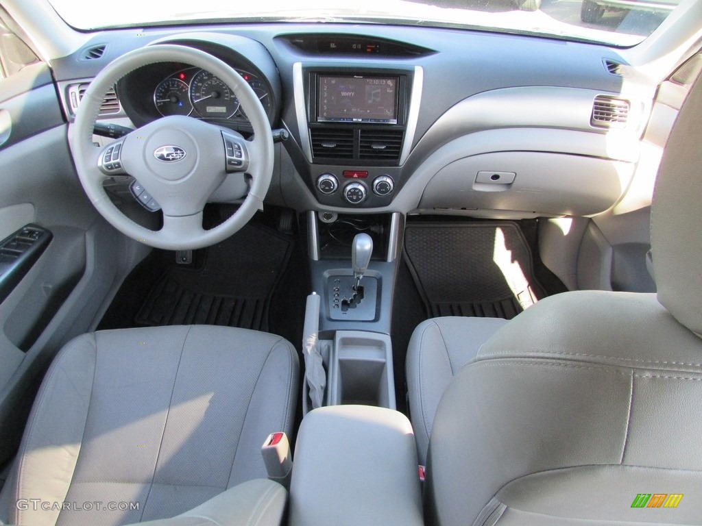 2013 Forester 2.5 X Limited - Marine Blue Pearl / Black photo #25